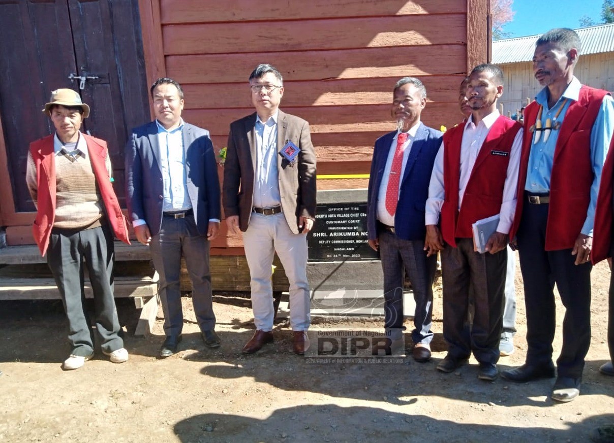 THONOKNYU AREA VILLAGE CHIEF GBS UNION CUSTOMARY COURT INAUGURATED