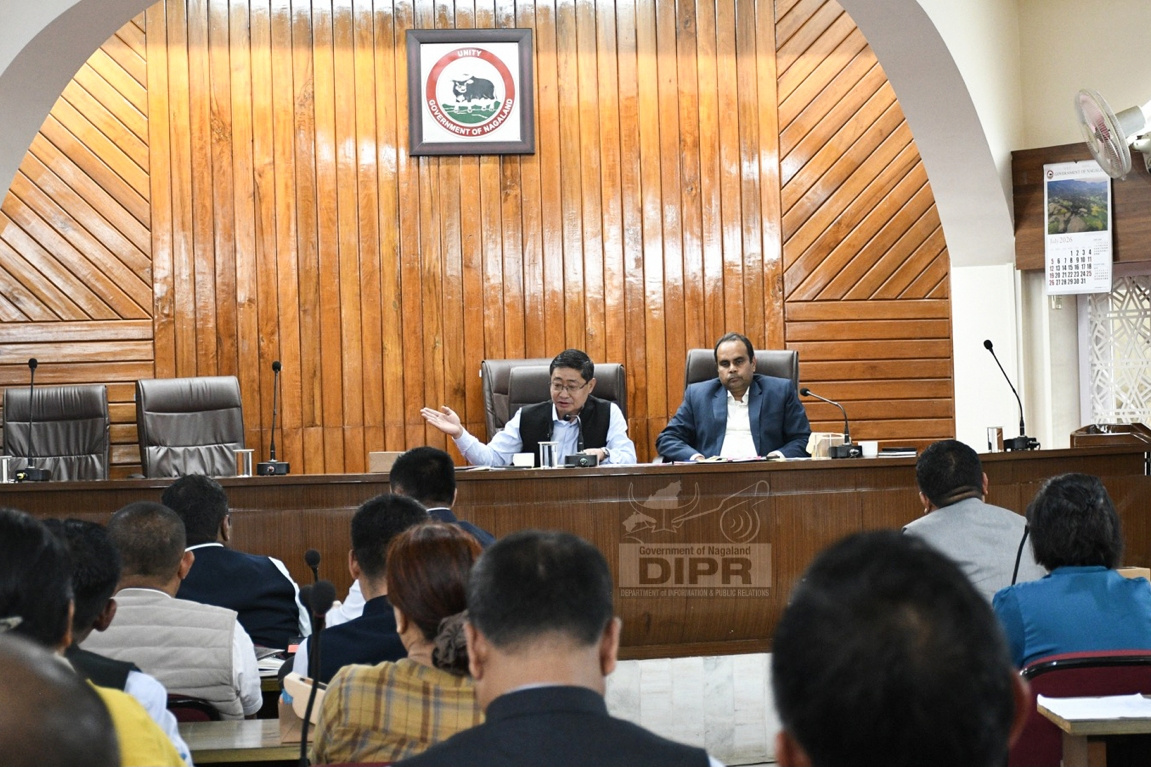 CHIEF SECRETARY CHAIRS MEETING OF AHODS AND HODS