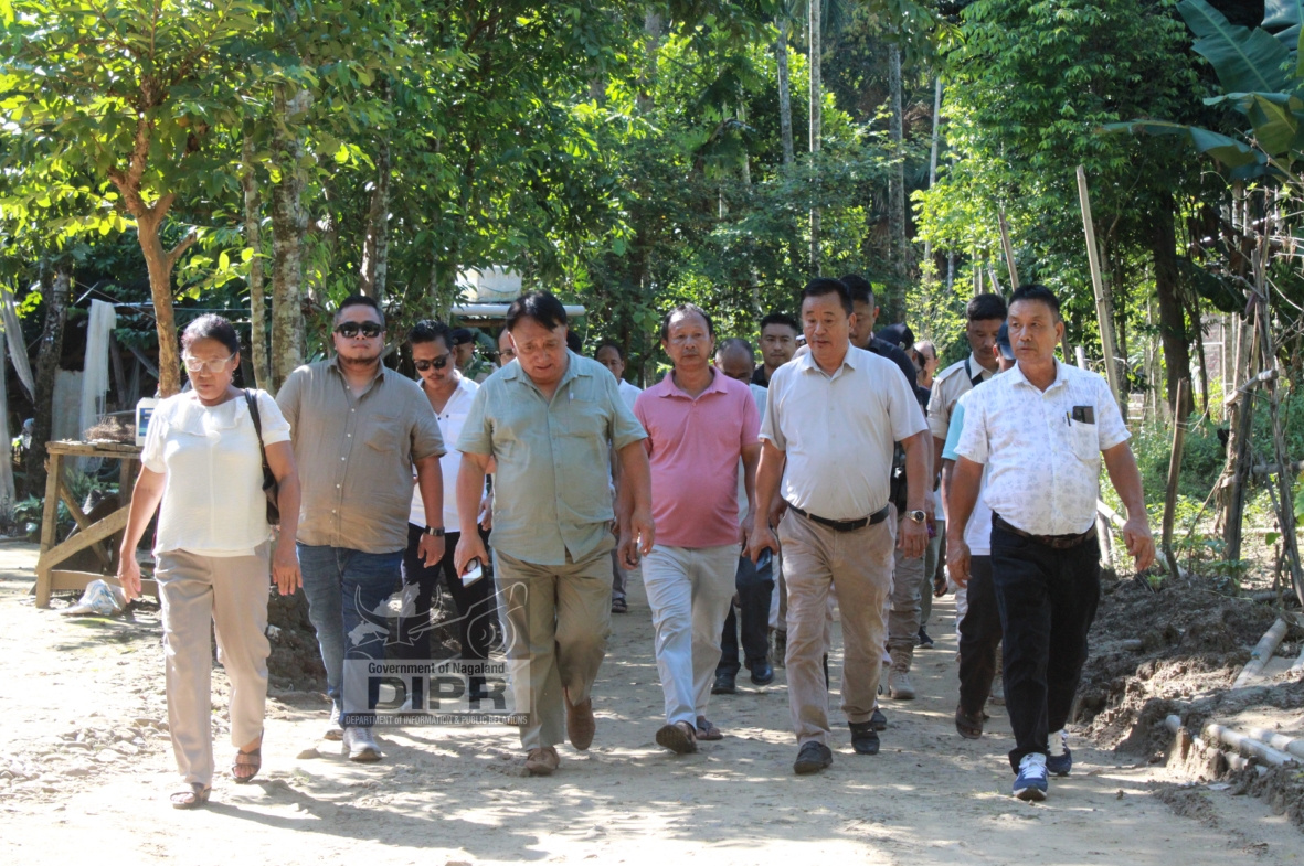 ADVISORS VISITS FLOOD AFFECTED SITES AT TULI
