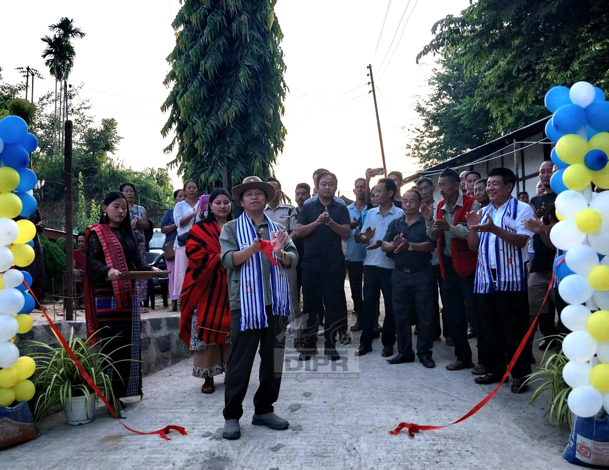 ACHUMBEMO KIKON INAUGURATES ROAD AT BHANDARI
