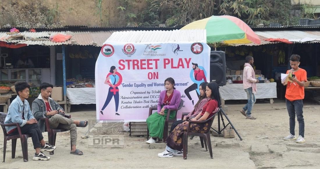 STREET PLAY ON GENDER EQUALITY PERFORMED UNDER BBBP