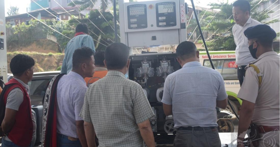 DISTRICT ADMINISTRATION CONDUCTS SURPRISE CHECKING IN FUEL PUMP STATIONS AT MOKOKCHUNG