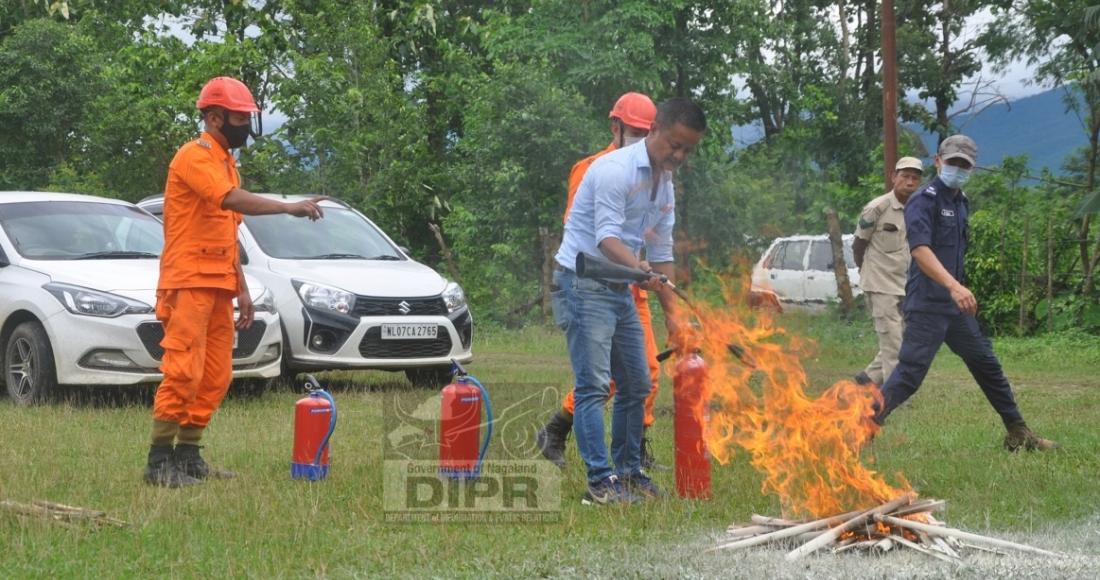 BASIC FIRE FIGHTING TRAINING AT PEREN