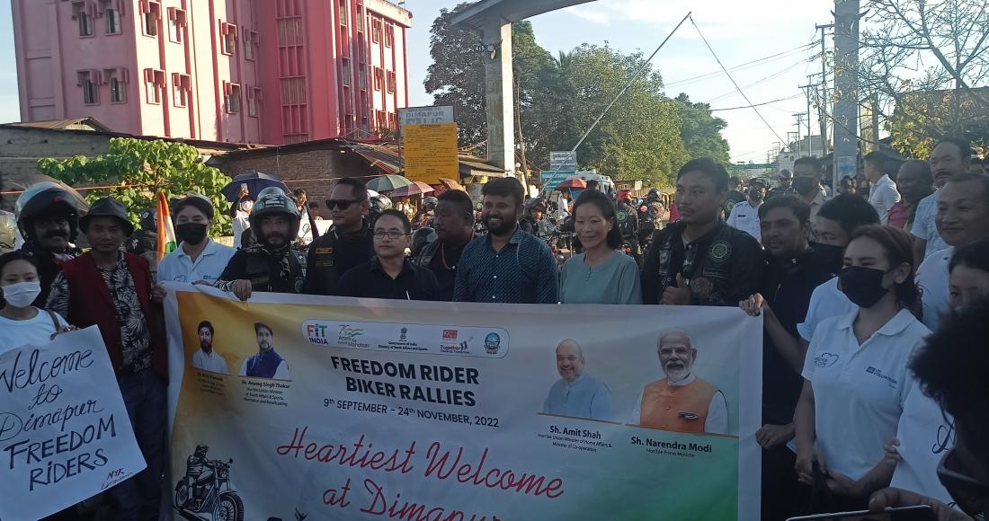  Dimapur District Administration and the district sports officials and volunteers briefly interacted with the freedom riders at Nagaland Gate, Dimapur on 8th October 2022