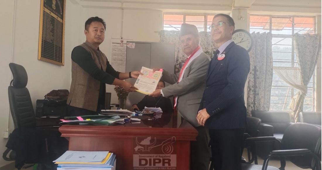 R.Khing file nomination from Tseminyu