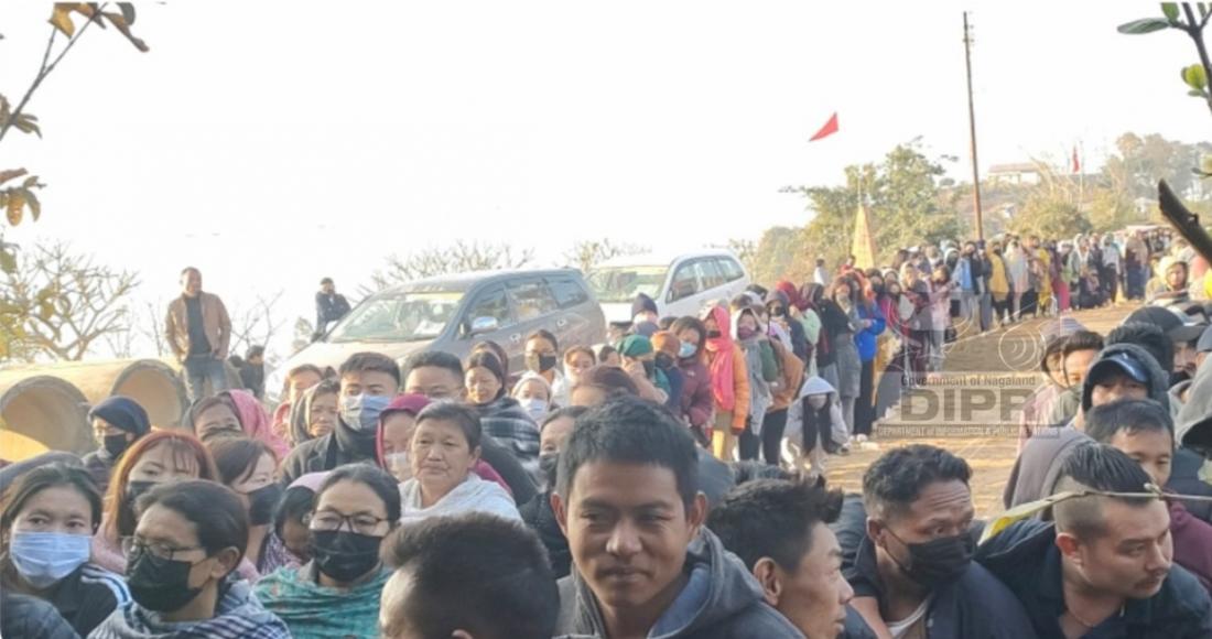 Voters line up at cast vote at Meluri