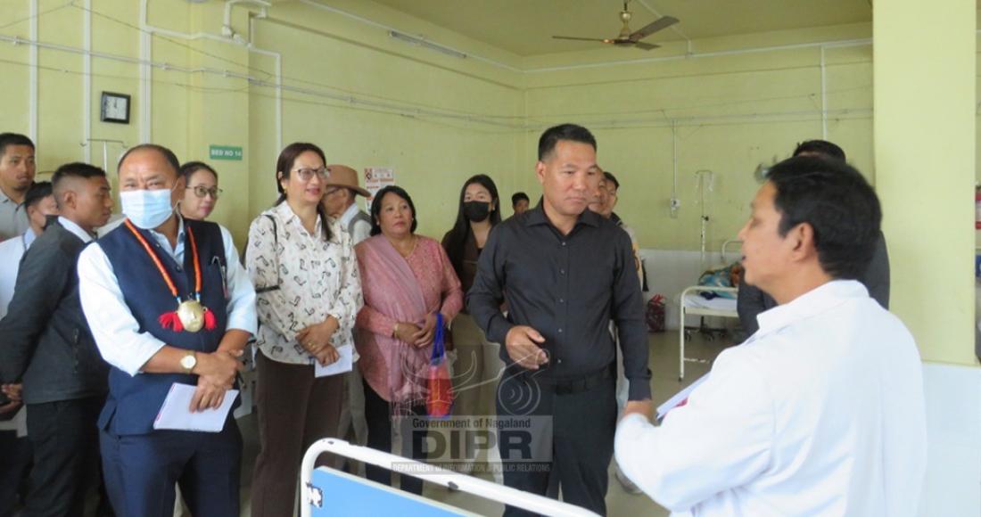 MINISTER PAIWANG KONYAK VISITS DISTRICT HOSPITAL MON